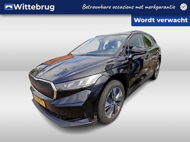 Skoda Enyaq iV 60 / SOH 92%/ AUTOMAAT/ PARKEER SENSOREN/ DIGITAL DASH/ NAVI/ CLIMA
