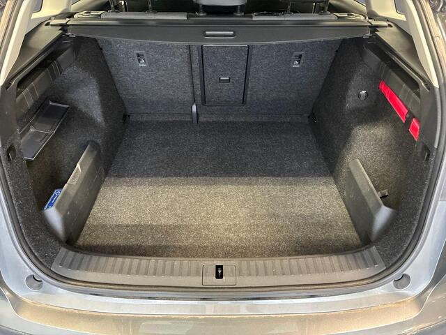 Skoda Enyaq iV 50 150pk Selection · SOH 94% · Camera · Apple/Android Car Play · Cruise Control · Clima · Sfeerverlichting · Garantie t/m 10-07-2027