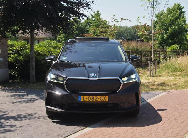 Skoda Enyaq iV 80 | Panoramadak | Head-Up Display | Trekhaak | Camera | ACC |