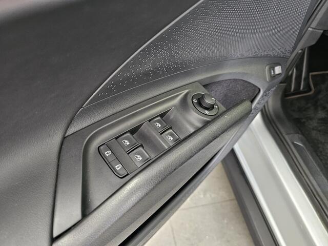 Skoda Enyaq iV 80 First Edition | Trekhaak | Camera | Stoelgeheugen