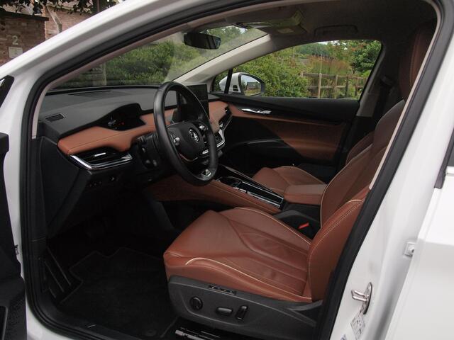 Skoda Enyaq iV 80 | Camera | Trekhaak | ACC | Sfeerverlichting | Matrix-LED Leer |
