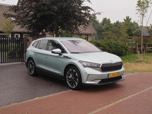 Skoda Enyaq iV 80 | Camera | Trekhaak | Sfeerverlichting | ACC | Apple Carplay | NL-Auto |