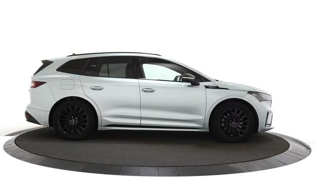 Skoda Enyaq iV 80 Sportline Trekhaak / Camera / Navigatie
