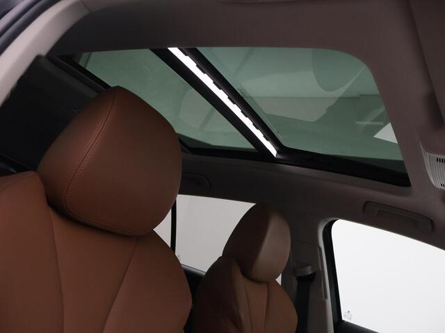 Skoda Enyaq iV 80 + LEDER | PANORAMA | TREKHAAK | 21 INCH | ADAPTIVE CRUISE | CAMERA | STOELVERW. | MATRIX LED