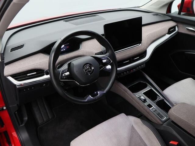 Skoda Enyaq iV 60 First Edition 179 Pk | Stoel/Stuurverwarming | Adaptive Cruise | Matrix LED | Camera | CarPlay | 20 Inch | 86.442 Km !!