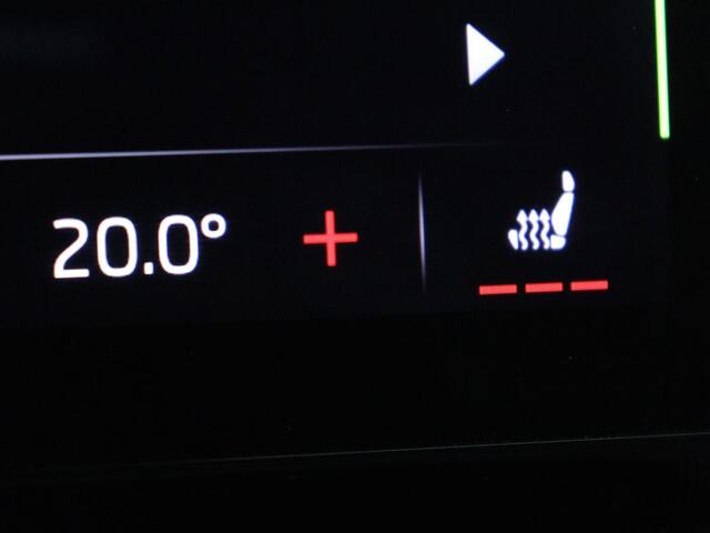 Skoda Enyaq iV 60 | SOH 92.1% | Trekhaak | Stuur/stoel verwarming | Half Leder | Cruise control | Camera | Carplay | Standkachel | Sfeerverlichting | 21''
