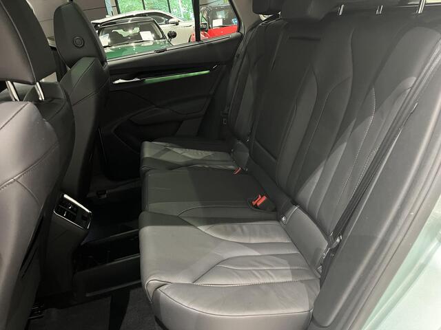 Skoda Enyaq iV 60 | SOH 94,4% | Navi | Panoramadak | Leder interieur | Elektrische trekhaak | Sport pack | Comfort pakket | Comfort stoelen |