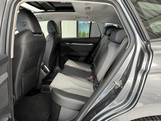 Skoda Enyaq iV 60 | Navigatie | Panoramadak | Camera | Stoelverwarming |