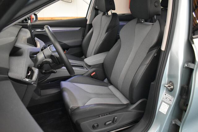 Skoda Enyaq iV 60 Business Edition Plus El aKlep Dodeh detec Camera Warmtepomp leder