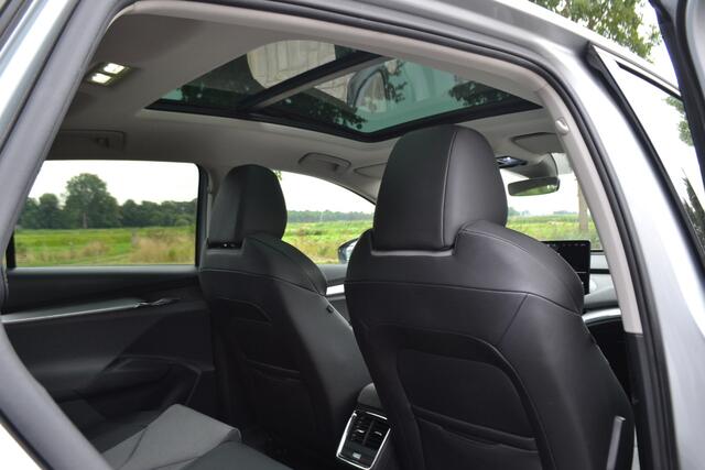 Skoda Enyaq iV 60 SOH 91.38% Panoramadak | Achteruitrijcamera | Head Up | Leyless | Cruise control adaptief met stop&go