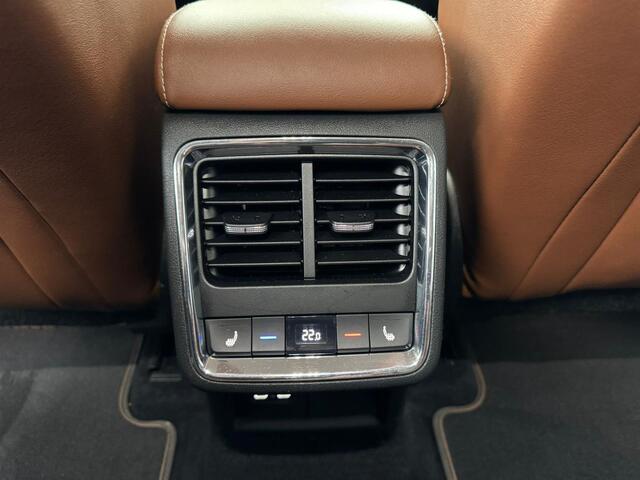 Skoda Enyaq iV 80 First Edition 77kWh SOH 90%/Trekhaak/Acarplay/Navi/Full LED/Leer/Fabrieksgarantie