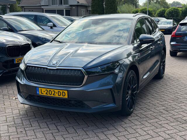Skoda Enyaq iV 60 First Edition / Camera / CarPlay / Keyless / Matrix LED / 20'' / Dodehoek / Stoelverwarming / DAB / ACC