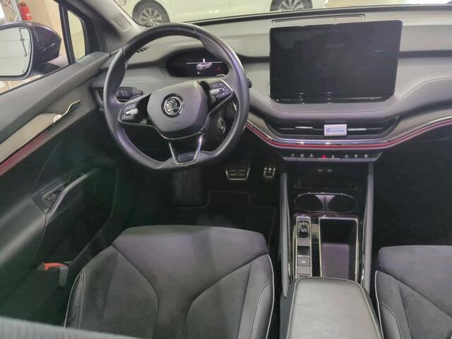 Skoda Enyaq iV 60 Sportline Plus Navigatie / Parkeersensoren / Clima / Achterklep elektrisch / Camera / Bluetooth trans