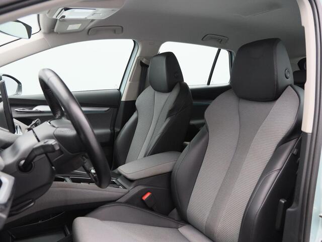Skoda Enyaq iV 60 | Camera | Cruise Control | CarPlay | Parkeersensoren | Climate Control | 19 Inch