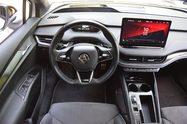 Skoda Enyaq iV Coupé 60 Sportline 180PK | Rijklaar incl. BOVAG Garantie | SOH 91,81% | Org. NL | Trekhaak | Panoramadak | Stoelverwarming | Apple Carplay/Android Auto | Velgen 21'' | El. Kofferklep |
