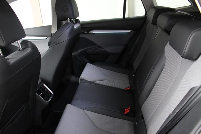 Skoda Enyaq iV 60 Navigatie | Parkeercamera | Climate Control | Cruise Control | 92% SoH