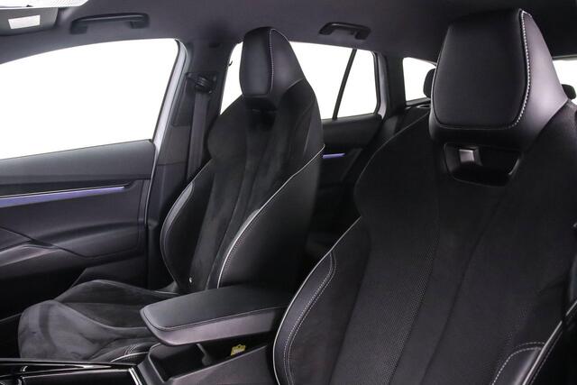 Skoda Enyaq iV 60 Sportline 180pk Automaat Trekhaak, Adaptive cruise control, Navigatie, Achteruitrijcamera, Stoelverwarming, LED matrix koplampen, Parkeersensoren, Stuurwiel verwarmd
