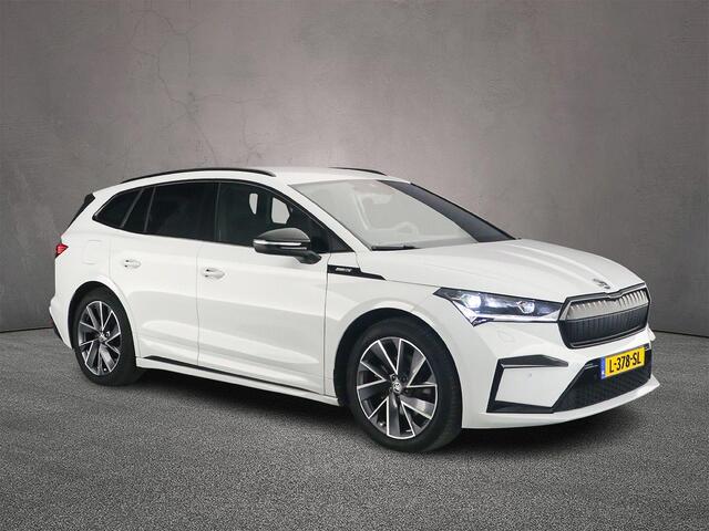 Skoda Enyaq iV 60 Sportline 180pk Automaat Trekhaak, Adaptive cruise control, Navigatie, Achteruitrijcamera, Stoelverwarming, LED matrix koplampen, Parkeersensoren, Stuurwiel verwarmd