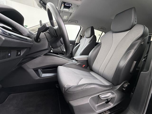 Skoda Enyaq iV 180PK SOH 91% 3-Zone Ecc Camera Navi Ecc Stoel+Stuurverwarming Android Auto Apple Carplay 60 P-Assist Cruise Control Privacy Glas Lmv 20" Isofix Lane Assist Keyless advanced 1e Eigenaar Origineel Nederlandse Auto