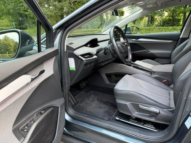 Skoda Enyaq iV 80 77kWh 204PK SOH 92,3% Warmtepomp/Trekhaak/Led/Fabrieksgarantie