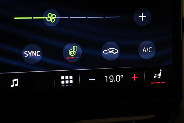 Skoda Enyaq iV 60 Sportline | PANORAMADAK | SOH 93% | STUURVERWARMING | DAB | SMARTLINK | CAMERA