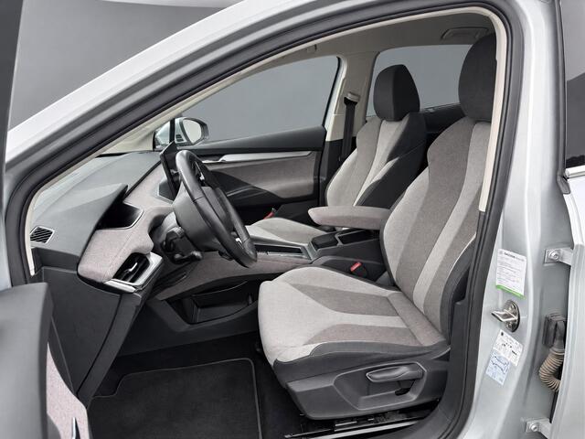 Skoda Enyaq iV 77kW/h 80 Limited Edition Plus 204pk / Navigatie / Camera / Clima / Stoelverwarming / LED verlichting / App-connect trans