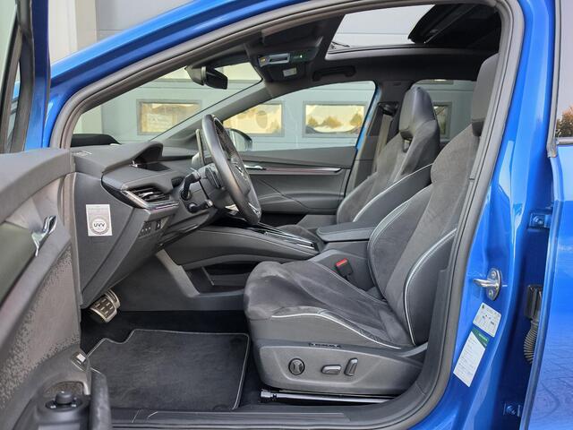 Skoda Enyaq iV 80X Sportline RS Panoramadak - Trekhaak