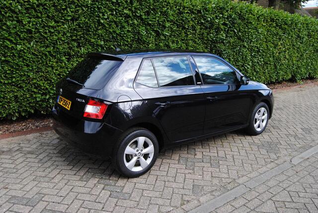 Skoda FABIA 1.2 TSI JOY Lage km stand, Airco , Cruise controle.