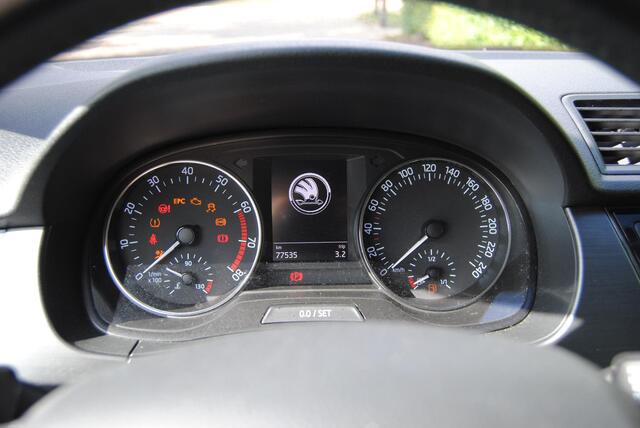 Skoda FABIA 1.2 TSI JOY Lage km stand, Airco , Cruise controle.