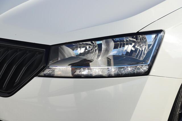 Skoda FABIA Combi 1.0 TSI Monte Carlo 95PK Sportstoelen Navigatie Clima Cruise Bluetooth Parkeersensor Front Assist 17 inch LMV
