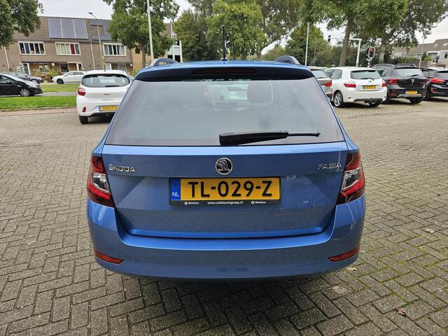 Skoda FABIA Combi 1.0 TSI Style / Airco/ Navigatie/ Apple Carplay/Android Auto/ Cruise/ Led/ PDC/ LMV
