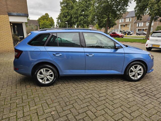 Skoda FABIA Combi 1.0 TSI Style / Airco/ Navigatie/ Apple Carplay/Android Auto/ Cruise/ Led/ PDC/ LMV