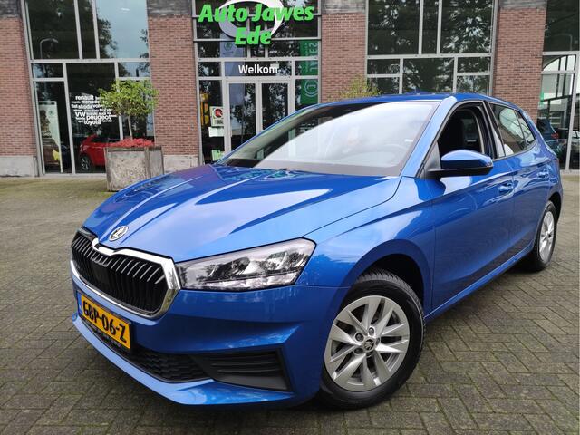 Skoda FABIA 1.0 TSI 110PK DSG Ambition Achteruitrijcamera - Parkeersensoren - stoelverwarming - LMV