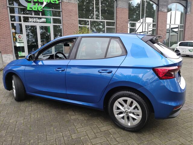 Skoda FABIA 1.0 TSI 110PK DSG Ambition Achteruitrijcamera - Parkeersensoren - stoelverwarming - LMV
