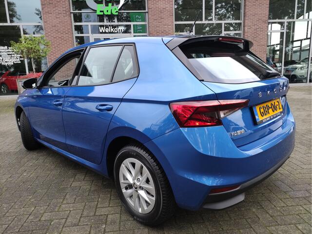 Skoda FABIA 1.0 TSI 110PK DSG Ambition Achteruitrijcamera - Parkeersensoren - stoelverwarming - LMV