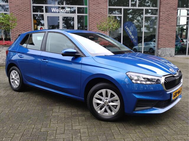 Skoda FABIA 1.0 TSI 110PK DSG Ambition Achteruitrijcamera - Parkeersensoren - stoelverwarming - LMV