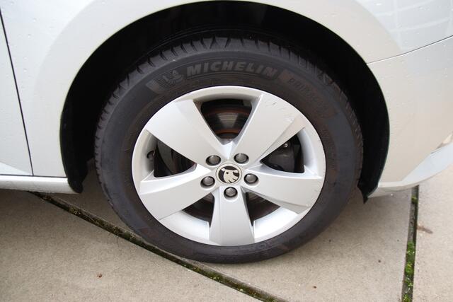 Skoda FABIA Combi 1.0 TSI Style Business Navi, 1e eig, NL auto, Clima, nieuwstaat WINTERSALE!