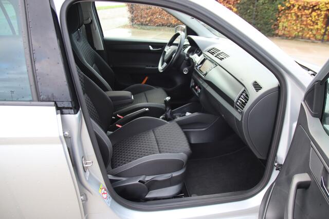 Skoda FABIA Combi 1.0 TSI Style Business Navi, 1e eig, NL auto, Clima, nieuwstaat WINTERSALE!