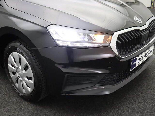 Skoda FABIA Ambition 1.0 TSI 95pk Cruise control, Airco, DAB, Radio, Parkeersensor achter, LED koplampen, App connect
