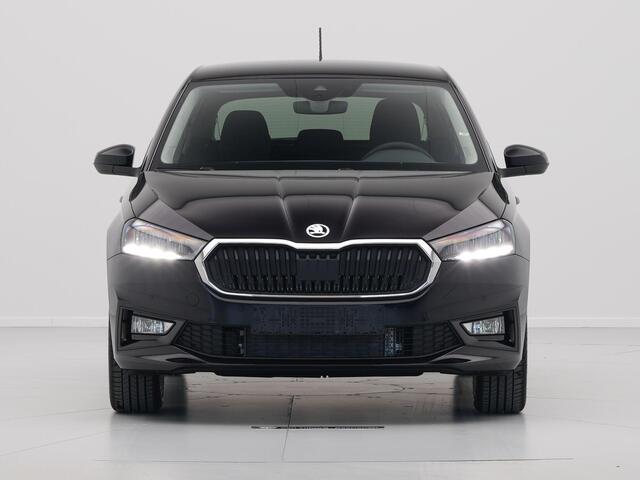 Skoda FABIA 1.0 TSI Greentech 95 5MT Business Edition | Achteruitrijcamera | Chromen raamlijsten | Cruise control met speedlimiter
