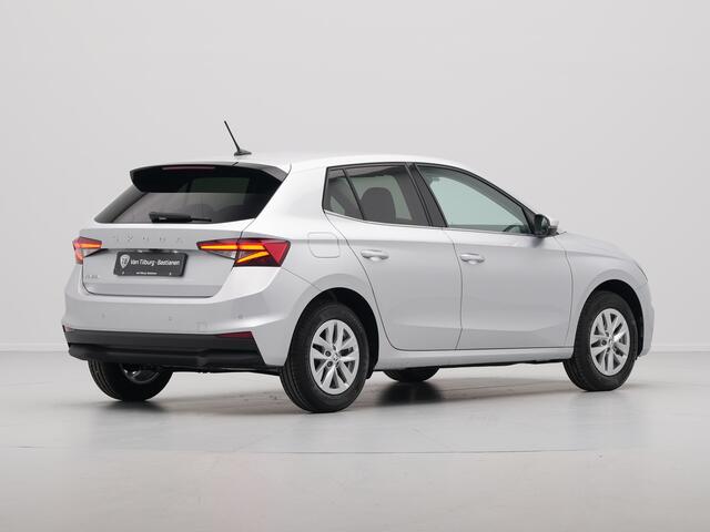Skoda FABIA 1.0 TSI Greentech 95 5MT Business Edition | Achteruitrijcamera | Achteruitrijcamera | Chromen raamlijsten