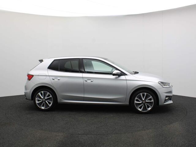 Skoda FABIA Business Edition 1.0 TSI 95pk Panoramadak, Adaptive cruise control, Navigatie, Parkeersensoren, Airco, DAB, Radio, LED koplampen, Stoelverwarming, Verwarmde voorruit