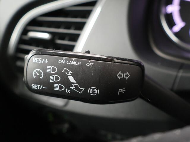 Skoda FABIA Combi 1.0 TSI Ambition | 95 PK | Apple CarPlay / Android Auto | Parkeersensoren achter | Dodehoek detectie |