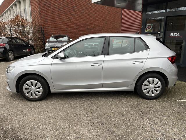 Skoda FABIA 1.0 Ambition// LED // CRUISE CONTROL // APPLE-ANROID AUTO // PDC //