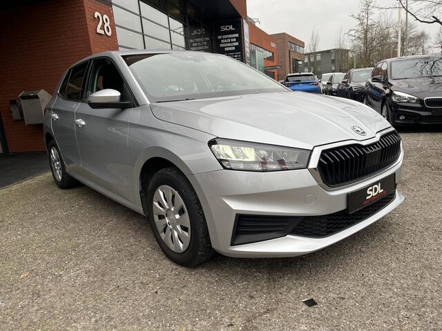 Skoda FABIA 1.0 Ambition// LED // CRUISE CONTROL // APPLE-ANROID AUTO // PDC //