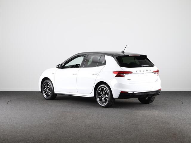 Skoda FABIA Monte Carlo 1.0 TSI 115 pk 7 versn. DSG | Adaptive Cruise Control | Dode hoek sensoren | Verwarmbare voorstoelen | Camera