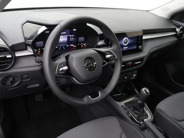 Skoda FABIA Selection 1.0 TSI 95 PK | Apple CarPlay / Android Auto | Parkeersensoren | 15'' Lichtmetalen velgen | Cruise control | Getint glas |