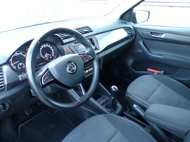 Skoda FABIA 1.0 TSI Business Edition, Carplay + Android Auto / Climate control / Cruise control / Stoelverwarming