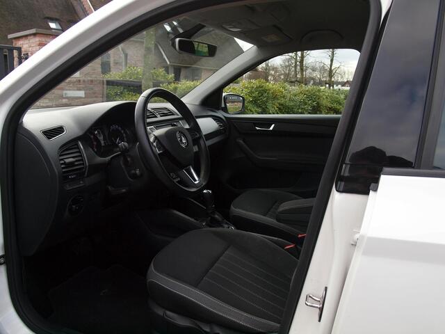 Skoda FABIA Combi 1.0 TSI Style | Automaat | Cruise Control | Trekhaak | Parkeersensoren |