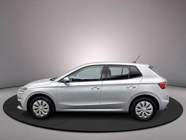 Skoda FABIA Ambition 1.0 TSI 95pk Cruise control, Airco, LED koplampen, App connect, DAB, Radio, Bluetooth, Parkeersensor achter